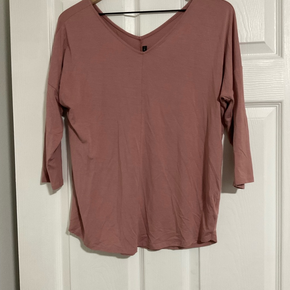 Tahari Women's quarter Sleeve V-Neck Top - Mauve
